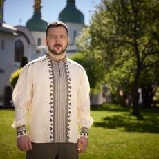 Президент Зеленський: «У Бога на плечі шеврон з українським прапором»