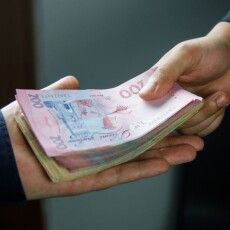 На Волині посадовця ГУНП покарали за зловживання впливом