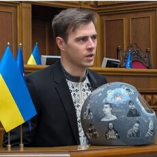 Ще трохи – і вимагатимуть у Зеленського… забрати орден у Гераскевича