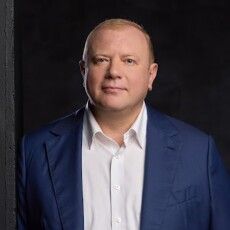 Андрій Шевченко на новій посаді допомагатиме бити москалів
