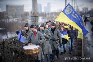 У Києві з’єдналися правий та лівий береги Дніпра (фото)
