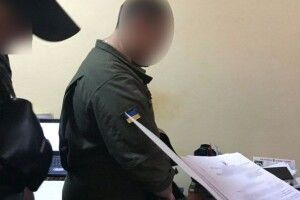 Прокуратура викрила на систематичних хабарах командира роти Нацгвардії