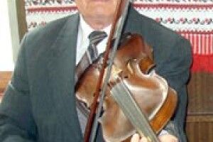 МЕЛОДІЯ СКРИПКИ, ВИГОТОВЛЕНОЇ ВЛАСНИМИ РУКАМИ