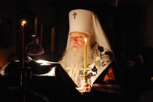 Митрополита Ніфонта відправили на спокій