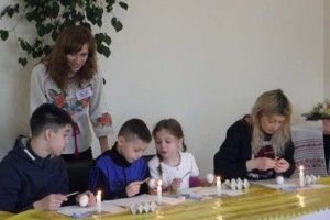 Сім’ї волинських АТОвців готуються до Великодня