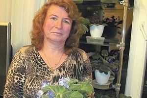 ПОЦІЛУНОК ДЛЯ… ФІАЛОК