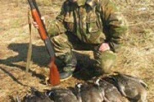 МИСЛИВЦІ ВЖЕ ГОТУЮТЬ СПОРЯДЖЕННЯ І НАБОЇ