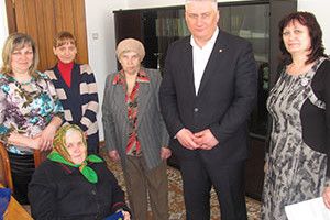 ВІКНО РУБРИКИ: поштовики не забувають своїх ветеранів