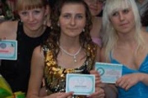 ЮНЬ ОБИРАЄ СВОЮ ДОРОГУ В ЖИТТЯ