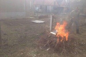 За спалювання сухої трави волиняни платитимуть штраф (фото)