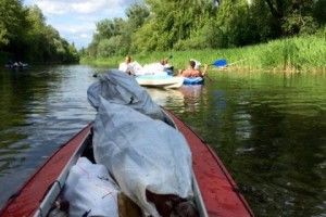 Активісти виловили зі Стиру 45 мішків... сміття 