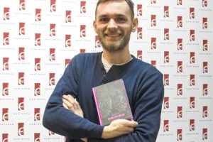 Молодий волинський поет, публіцист і музикант Павло Коробчук презентував нову поетичну збірку «Хвоя» (відео)