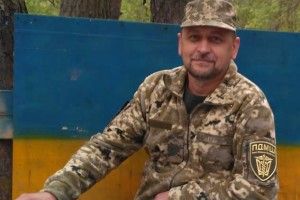 За хірурга Олександра Кругляка моляться у Новому Айдарі