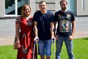Мрія зіграти у футбол із сином здійсниться: воїну АТО наростили кістку 