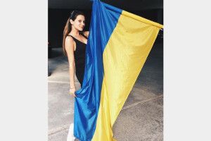 І ворог дав їй 2-е місце. Могли б заради пропаганди зробити й переможницею...