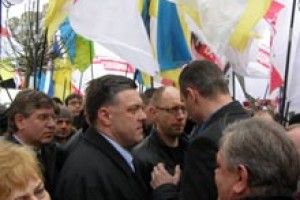 ЧОГО Я НЕ ПОЧУВ  НА МІТИНГУ «ВСТАВАЙ, УКРАЇНО!»*