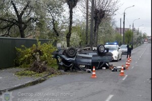 Моторошна аварія в Луцьку: один  загиблий, четверо – в лікарні (фото)