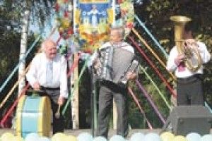 І НАВІТЬ СОНЦЕ ЗАТАНЦЮВАЛО У ТОРЧИНІ!