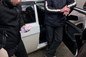 Начальник колонії погодився випустити засудженого за 6 тисяч гривень (фото)