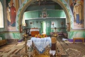 У Новосілках посеред ночі до церкви вдерлися злодії – поцупили чотири образи