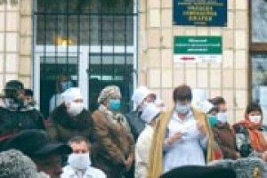 ХІБА ЖЕРТВУЮТЬ ЗДОРОВ’ЯМ ЛЮДЕЙ ЗАРАДИ ПОЛІТИКИ?*