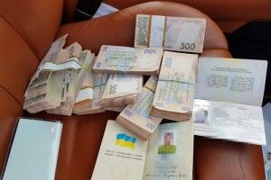 «Накрили» майстерню з виготовлення фальшивих документів