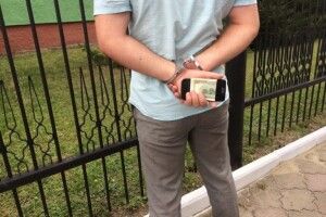 У Луцьку СБУ затримала на хабарі поліцейського