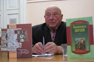 Пирожик пообіцяв «пролобіювати»... (відео)