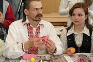 ВЕЛИКОДНІ ДІЙСТВА: напиши свою писанку!