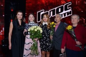 Дружина Роббі Вільямса та Тіна Кароль носять однакові міні за 1800 доларів (ФОТО)