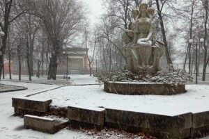 У Ковелі розвалюється символ братерства з Росією та Білорусією (Фото)