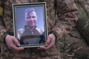 У Рівному попрощалися із військовим медиком, який загинув від кулі снайпера 
