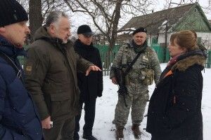 Ініціатор доповіді для трибуналу про злочини РФ приїхала в зону АТО