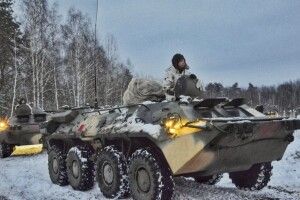 Чи переміщаються ворожі війська до кордону з Україною