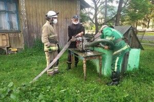 Волинські рятувальники продовжують допомагати постраждалим від наслідків негоди у Карпатському регіоні