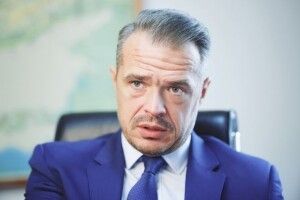 Польські слідчі знайшли у схованках в ексглави Укравтодору готівку на мільйон євро