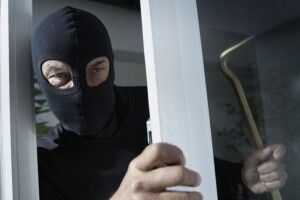 Поки волинянка перебувала за кордоном, з її оселі винесли речей на 40 000 гривень