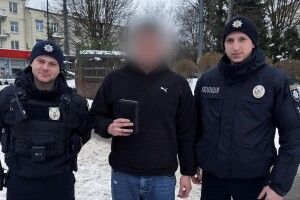 Втрачений гаманець повернувся до власника завдяки волинському поліцейському