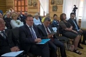 На Світязі розпочалися економічні дискусії (фото)