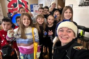 Засвітись у темряві: волинських школярів навчили робити флікери