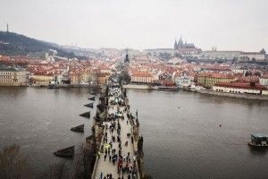 Живий ланцюг: у Празі пройшла акція солідарності з Україною