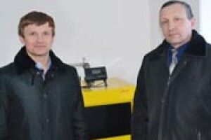 ЗА ДЕПУТАТСЬКУ ЗАРПЛАТУ — ОПАЛЕННЯ В ФАПі*