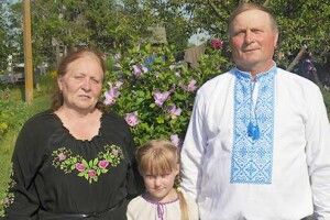 У любешівських Ветлах учителі уміють приручити птахів