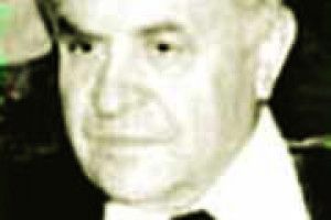 БІЛІ ТРОЯНДИ – ЯК СПОМИН ПРО ПОЕТА