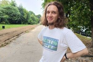«Буде гарно – будемо практикувати»: у Луцьку посіяли багаторічні трави