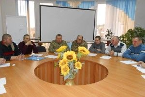 У Любешові орієнтують безробітних на службу за контрактом