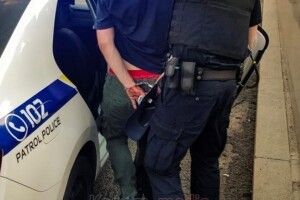 П’яний волинянин головою розбив обличчя поліцейському