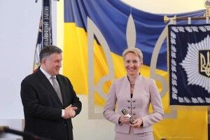 Аваков вручив Підгрушній погони майора Національної гвардії (фото)