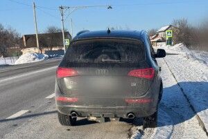 На Волині зупинили водія «Audi» без прав, документів та повторним порушенням