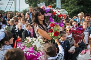 Гроші бійцям замість букетів на 1 Вересня